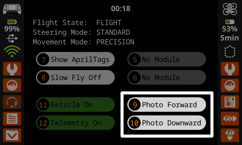 デフォルトのフライプロジェクトのユーザー画面。画面上では、写真の前方表示と下方表示のためのボタン9と10が強調表示されています。