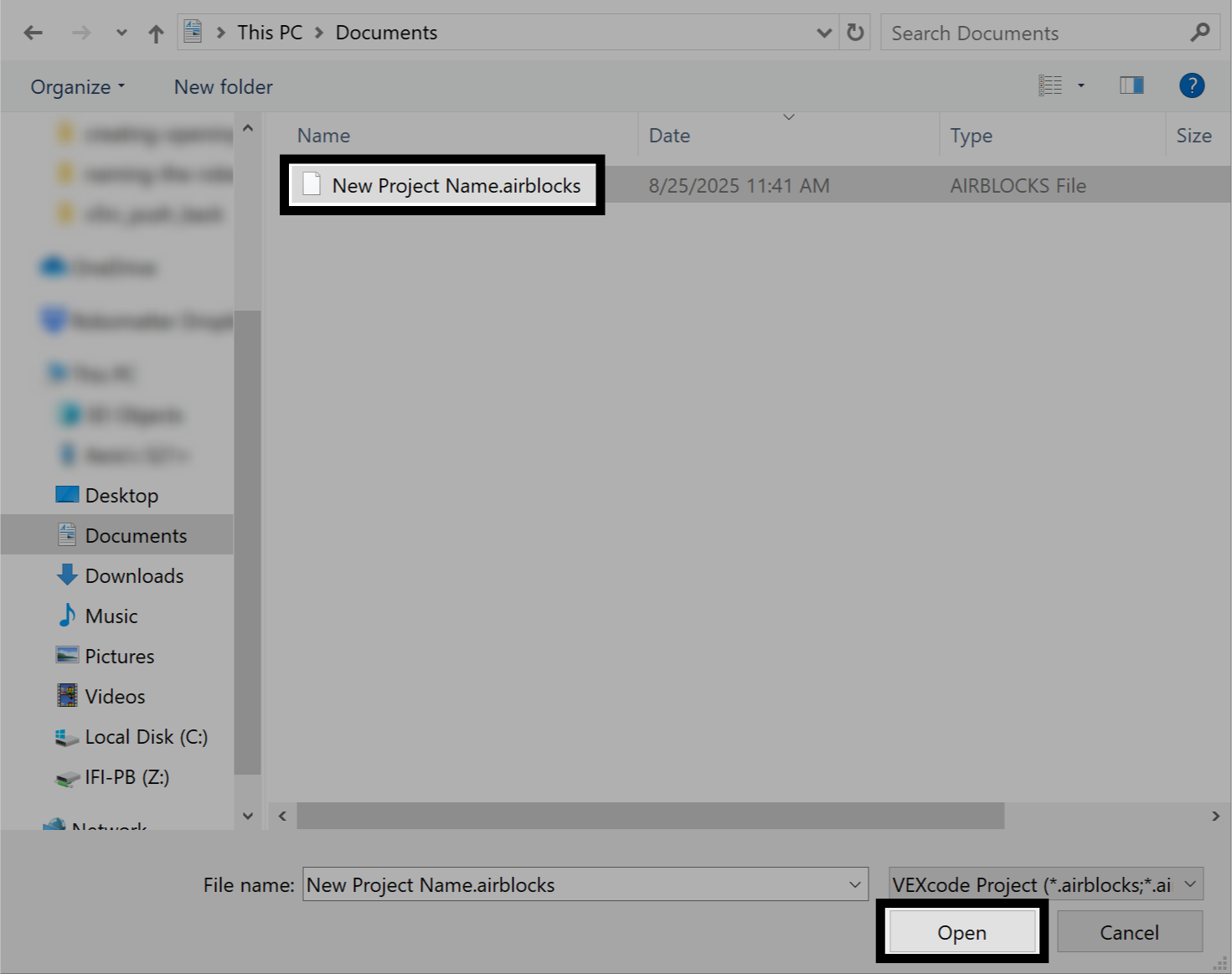 显示 Windows 文件导航屏幕,其中选择了 VEXcode AIR 项目,并突出显示右下角的“打开”按钮,指示选择什么来打开项目。